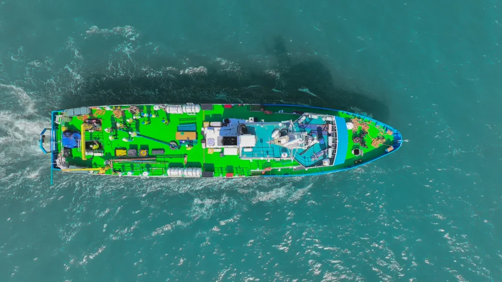 Морско право: Регулиране на корабоплаването и морската търговия